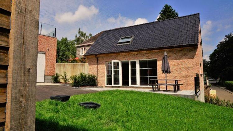 Vakantiewoning D'Hoppe Flobecq Exterior photo